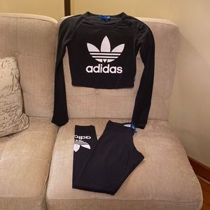 Adidas 2 Piece Crop & Leggings Outfit
